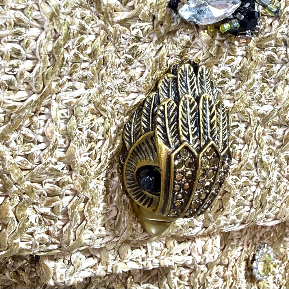Kurt Geiger Large Gold Raffia Crystal Bee Embellished Shoulder Bag - Picture 6 of 16